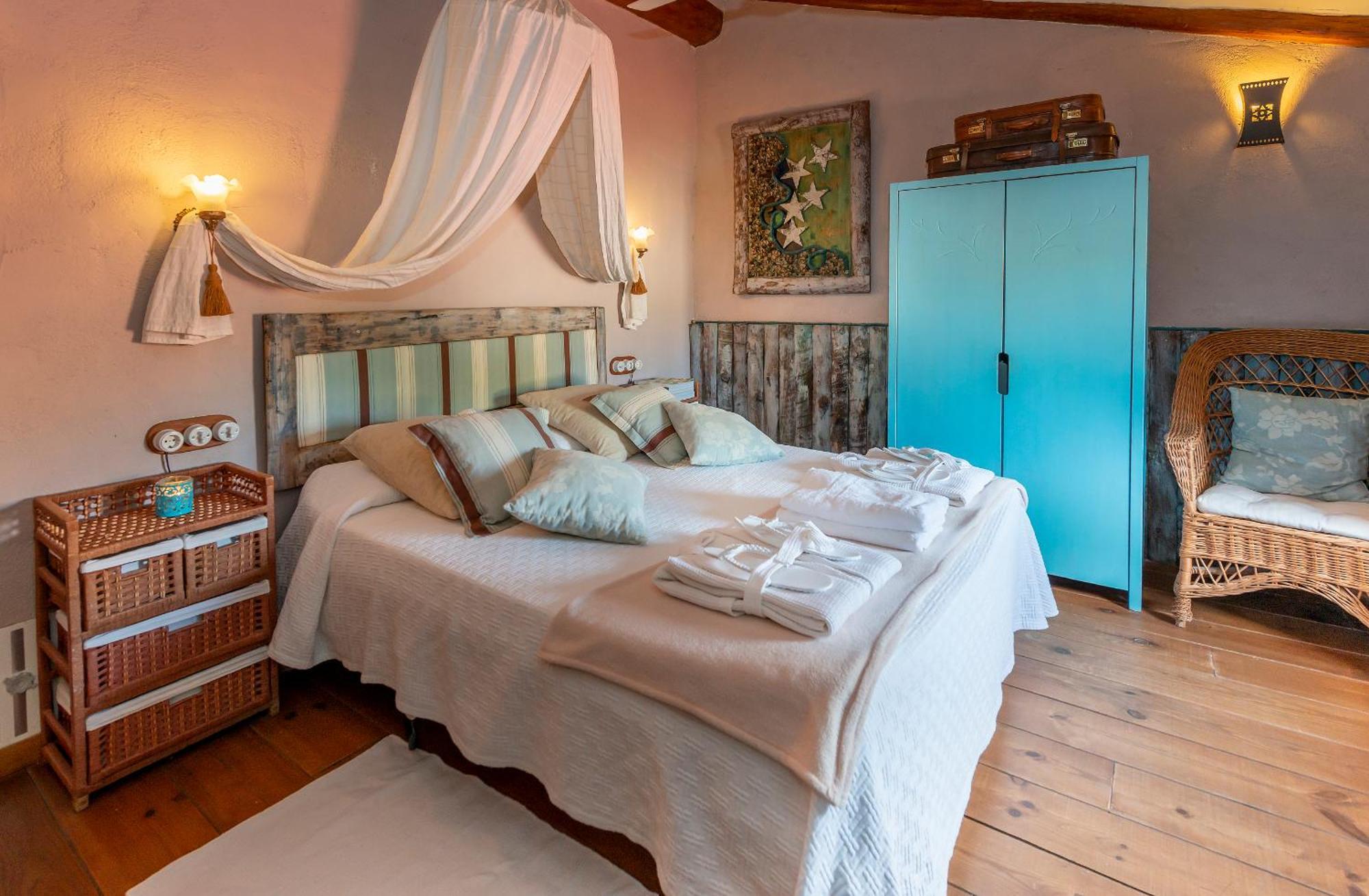 Les Vinyes Rural Boutique & Hotel 3*